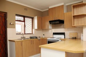 Kaap Se Rus: Self catering unit in Brackenfell - Kitchen
